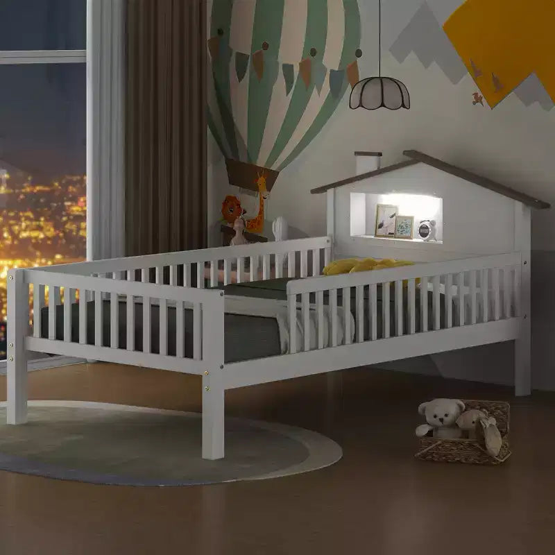 Lit plateforme en bois double/grand avec tête de lit en forme de maison et lumière LED