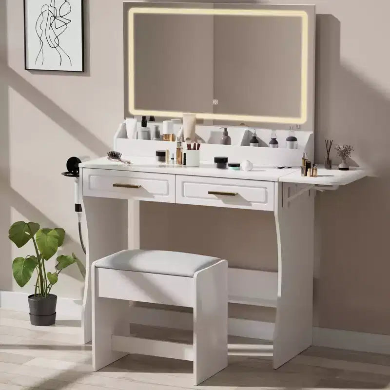 Coiffeuse blanche moderne avec éclairage réglable, miroir et rangements