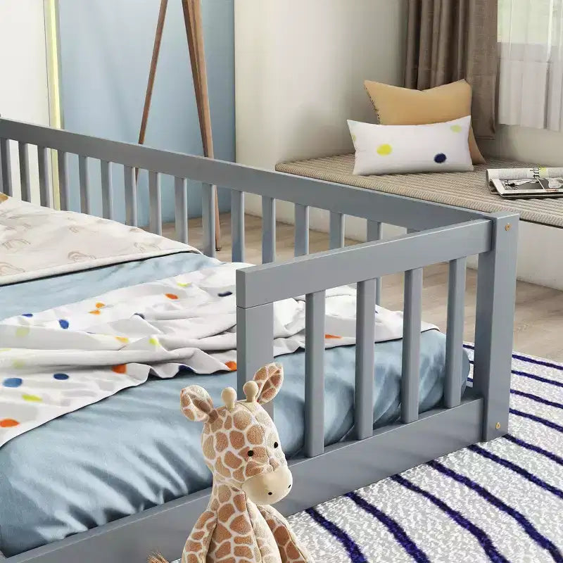 Lit de plancher double avec barrière de sécurité, lit plateforme en bois