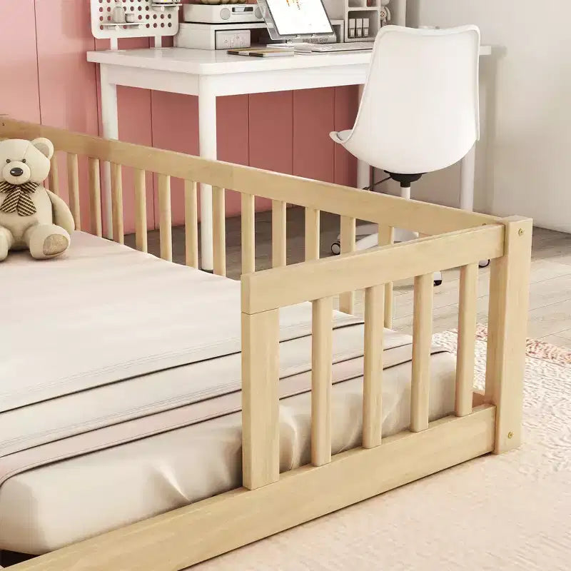 Lit de plancher double avec barrière de sécurité, lit plateforme en bois